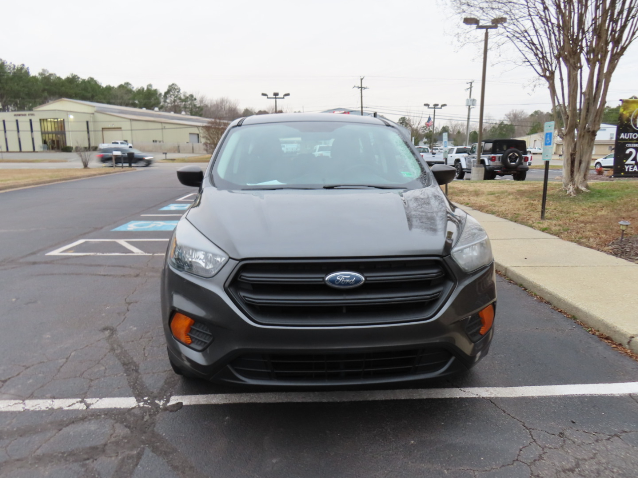 Ford Escape S FWD 2018