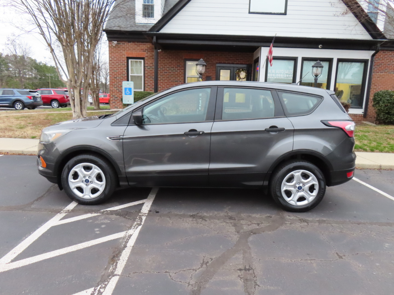 Ford Escape S FWD 2018