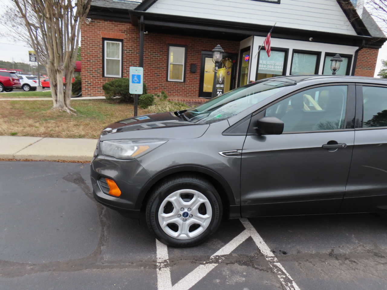 Ford Escape S FWD 2018