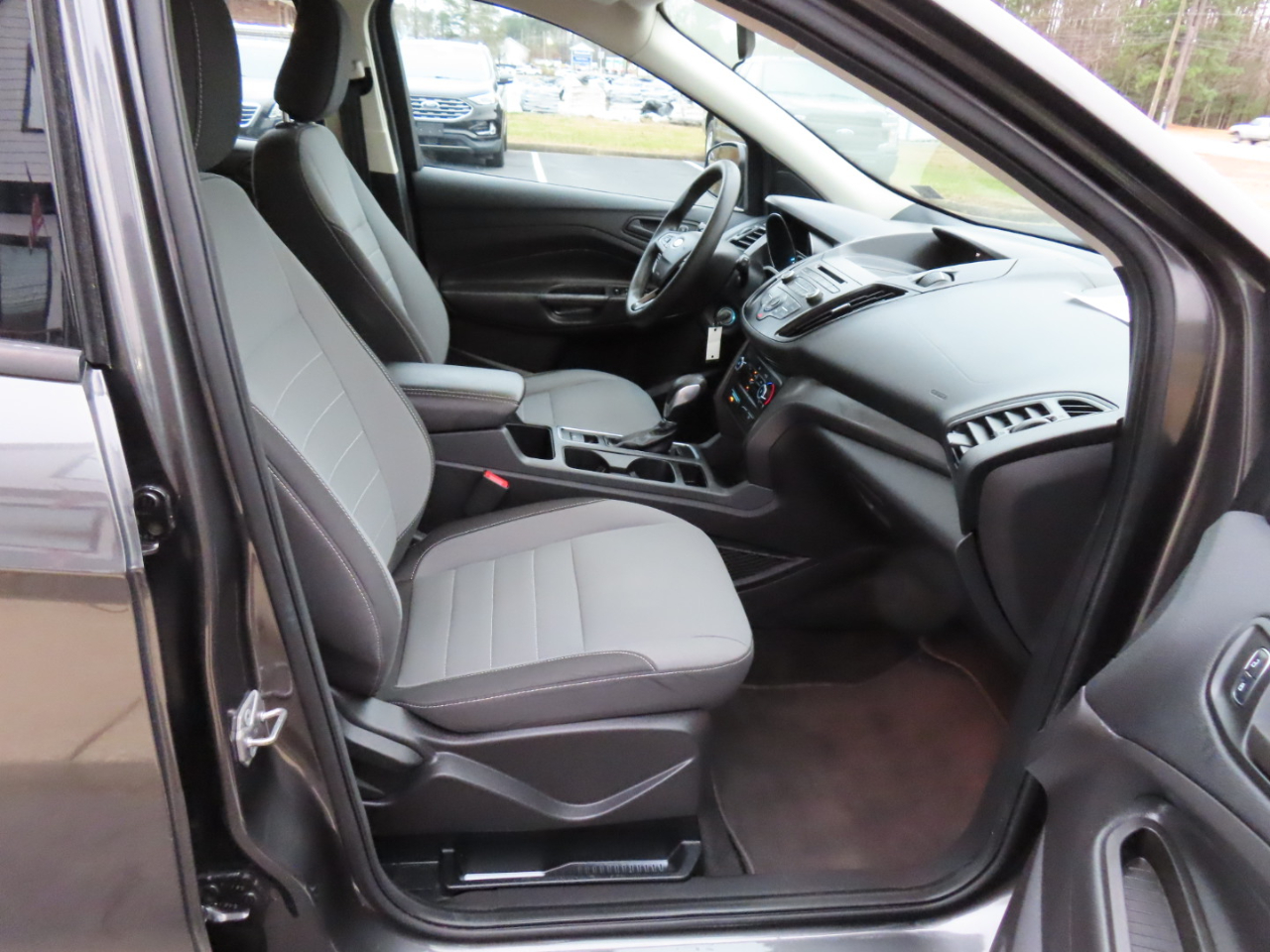 Ford Escape S FWD 2018