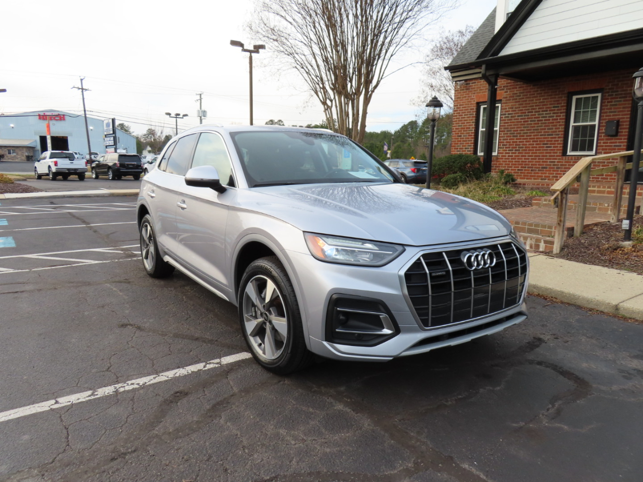 Audi Q5 2.0T Premium Plus quattro 2022