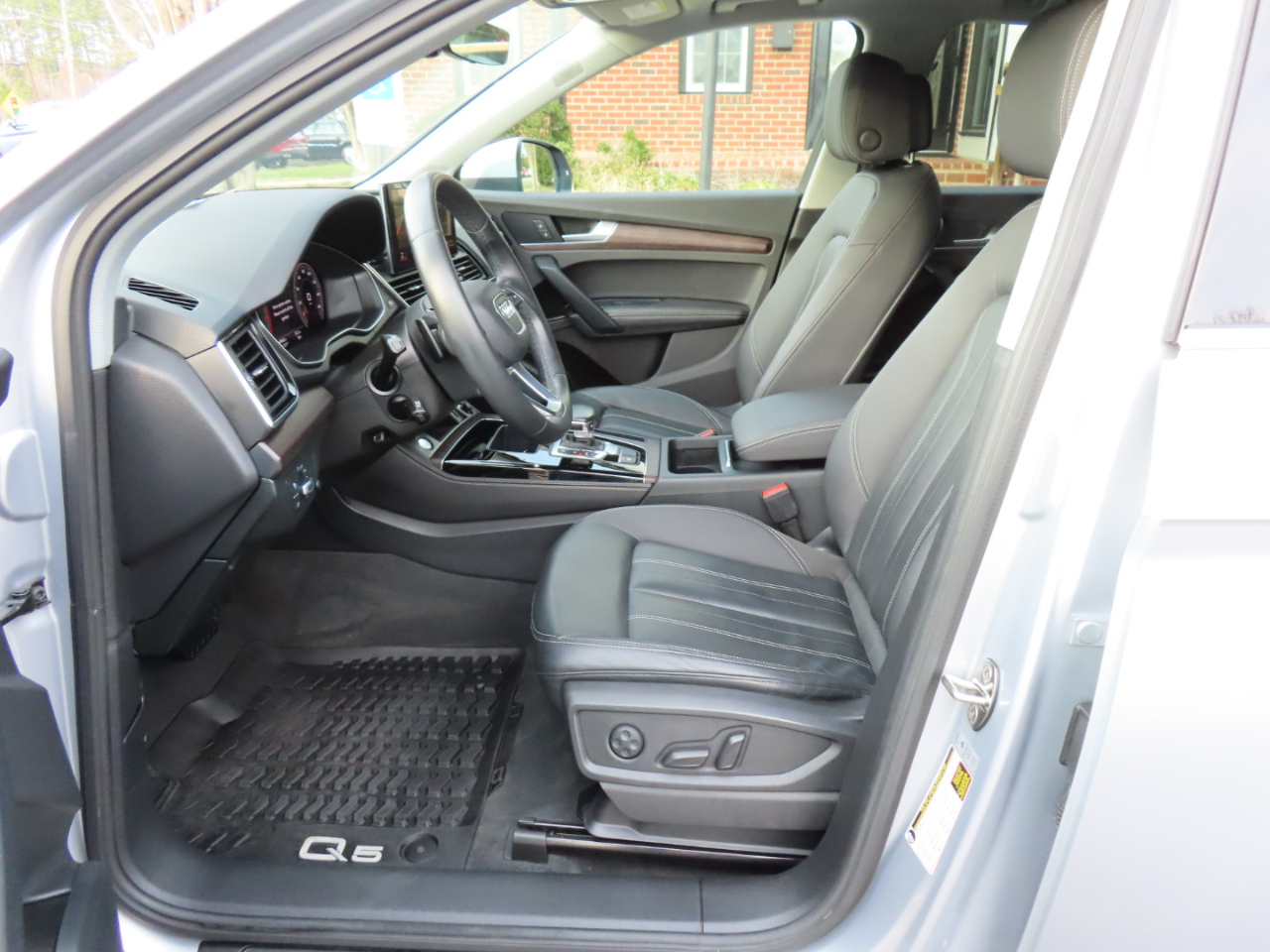 Audi Q5 2.0T Premium Plus quattro 2022