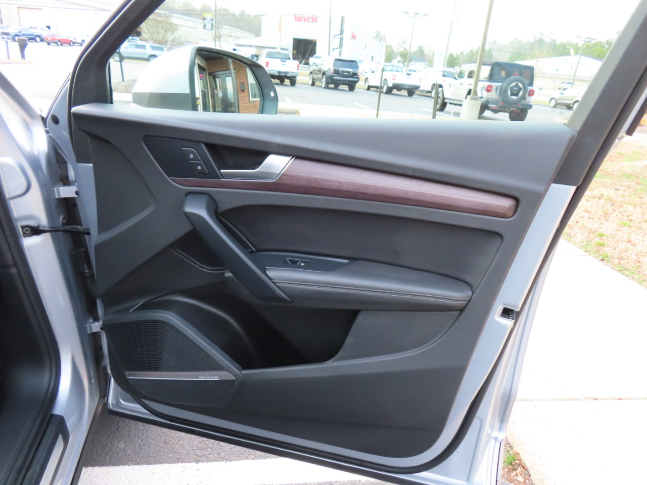 Audi Q5 2.0T Premium Plus quattro 2022