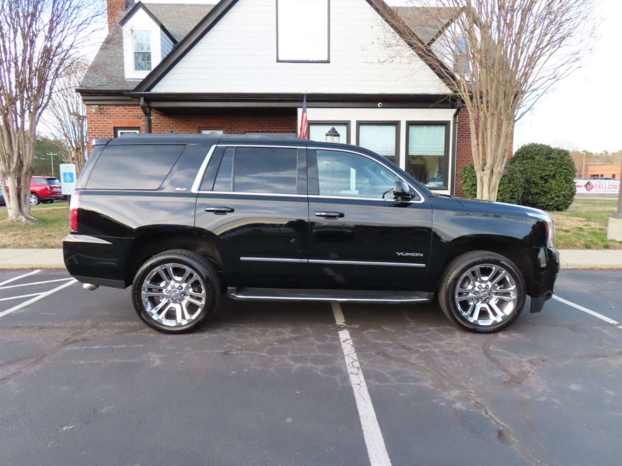 GMC Yukon SLT 4WD 2019