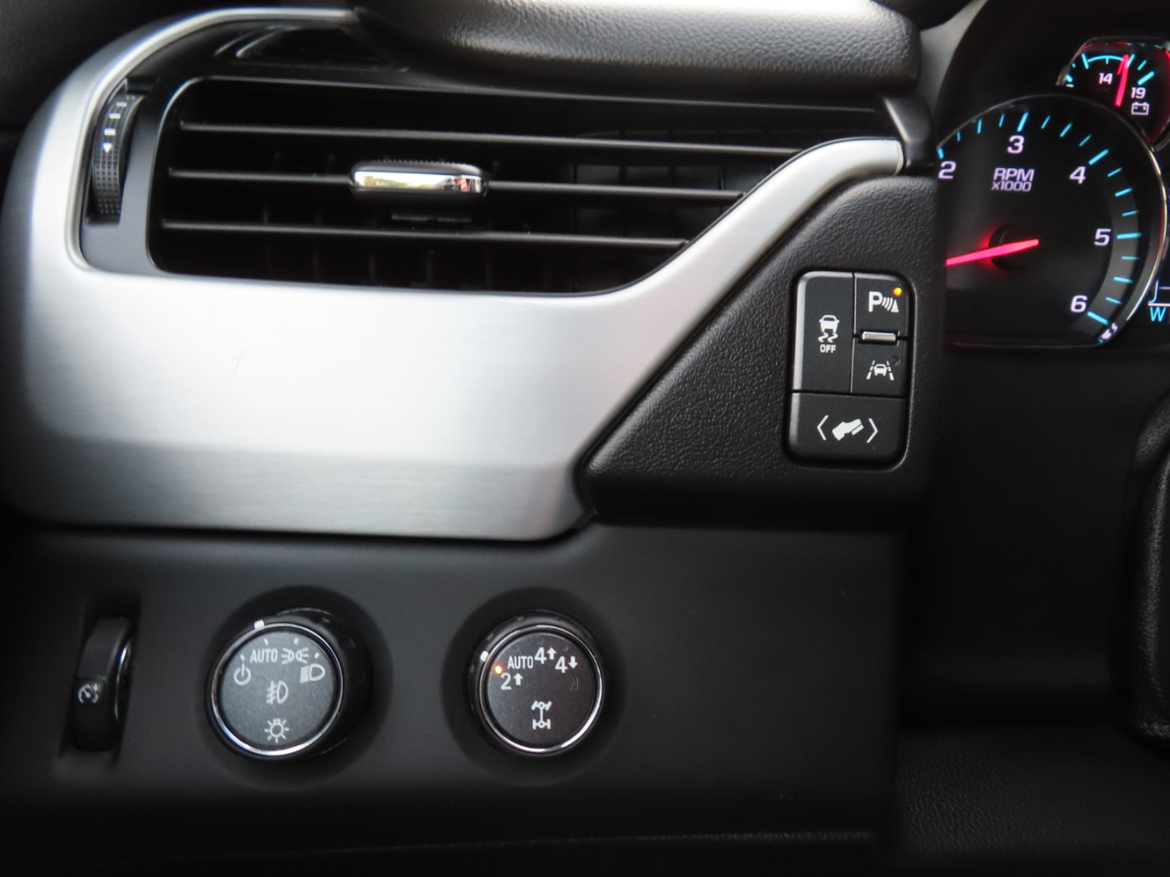 GMC Yukon SLT 4WD 2019