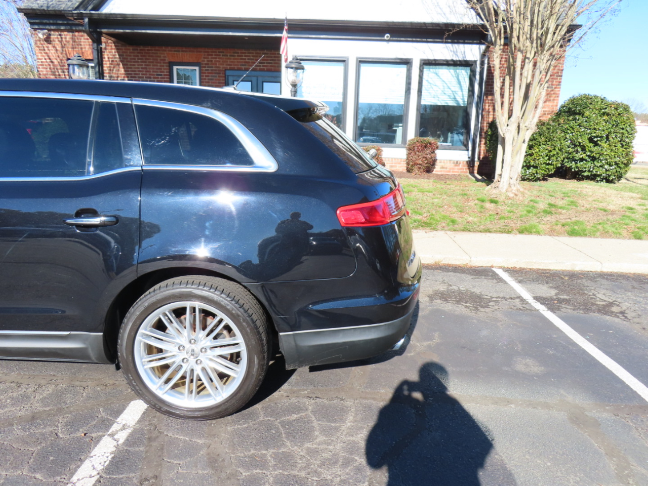 Lincoln MKT Reserve 2019