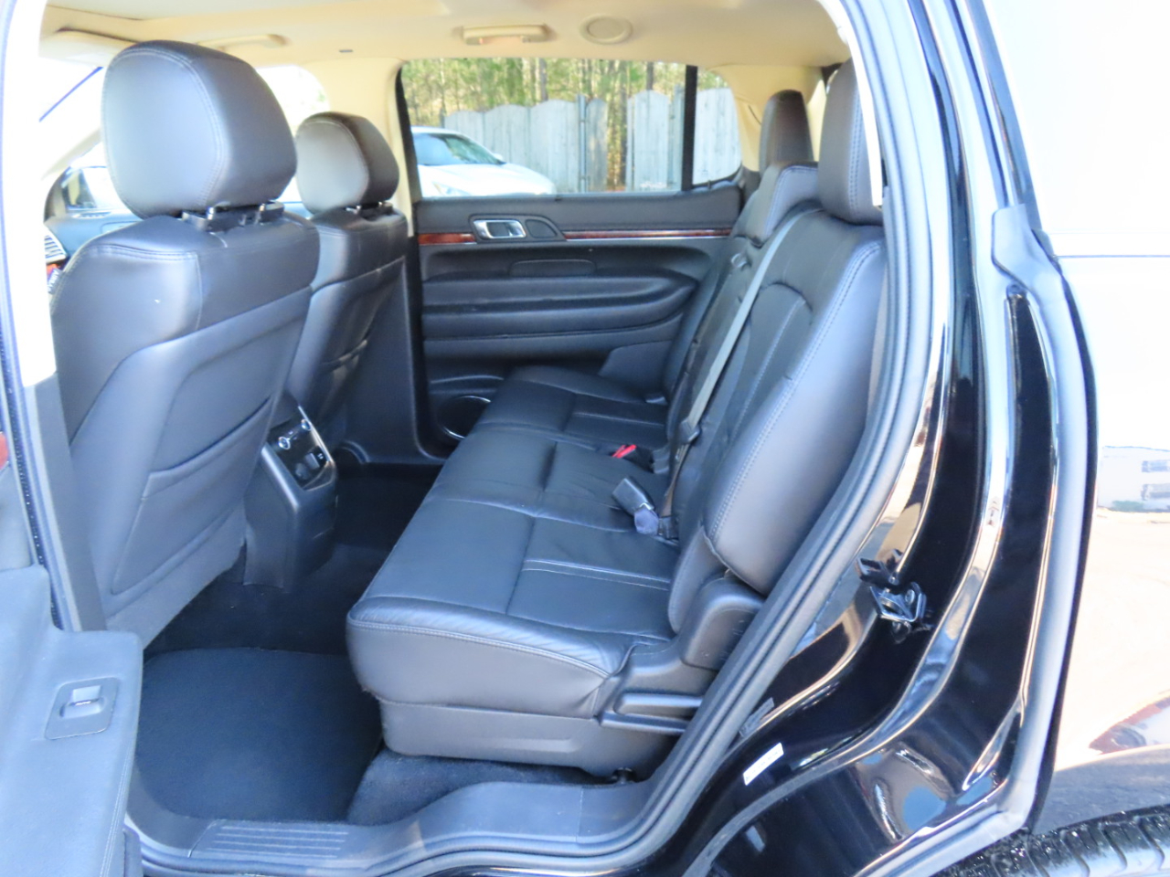 Lincoln MKT Reserve 2019