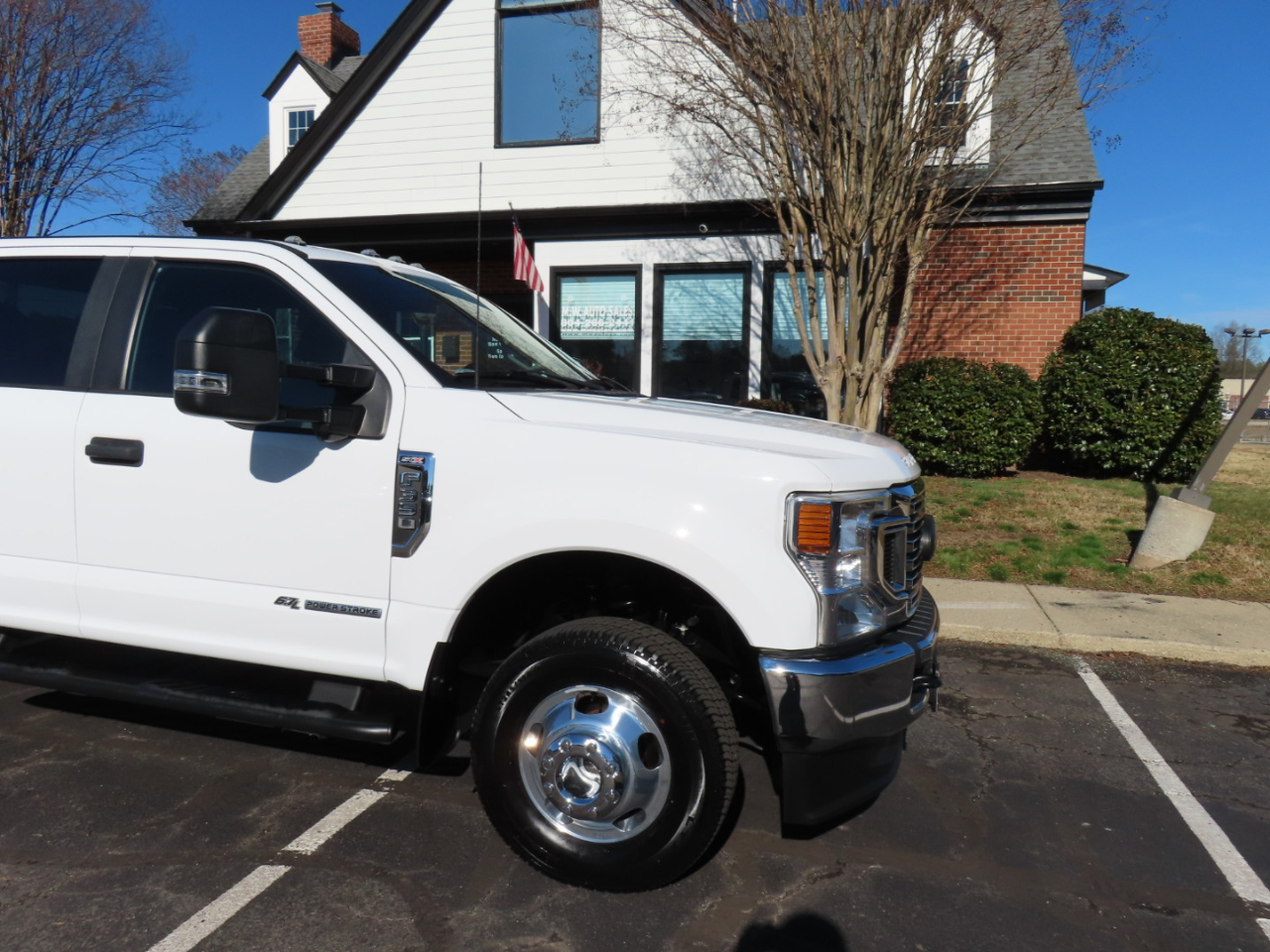 Ford F-350 SD XL Crew Cab Long Bed DRW 4WD 2022