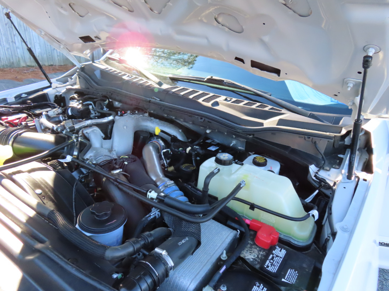 Ford F-350 SD XL Crew Cab Long Bed DRW 4WD 2022