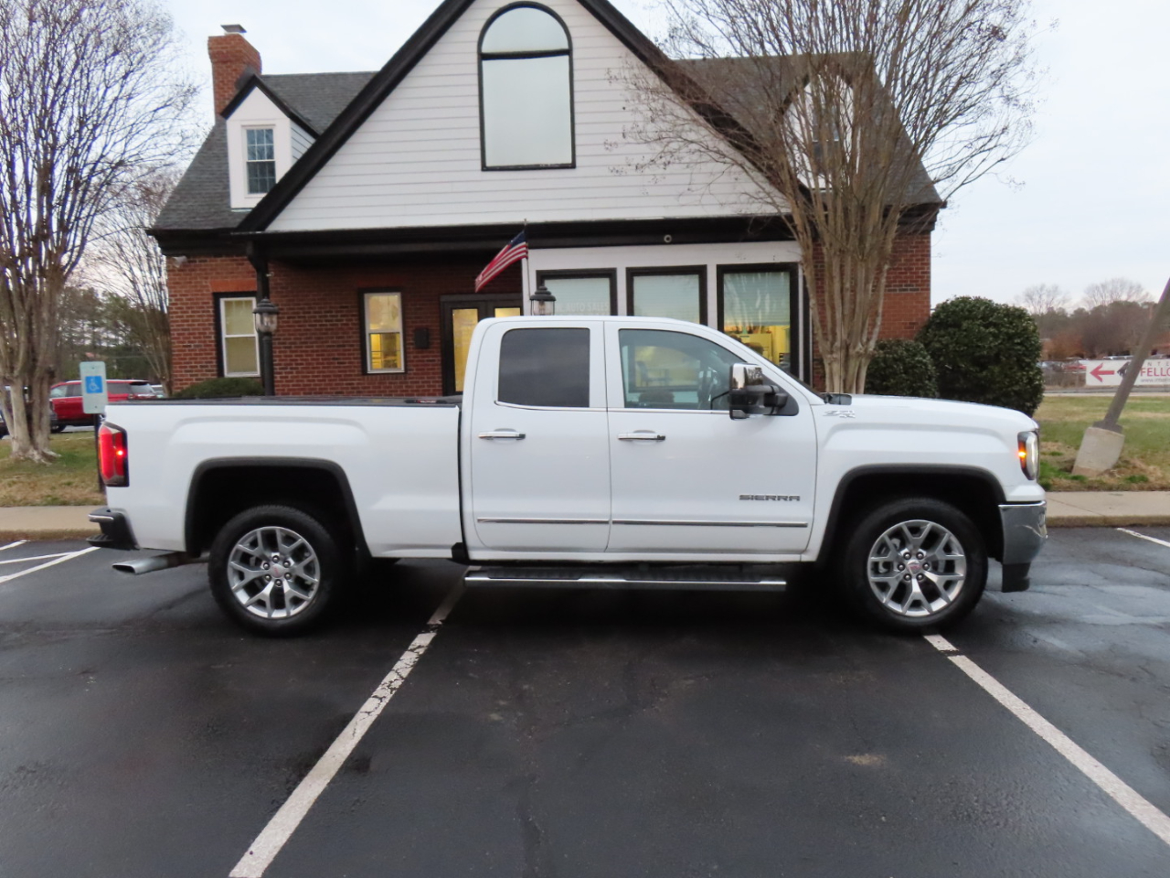 GMC Sierra 1500 SLT Double Cab 4WD 2017