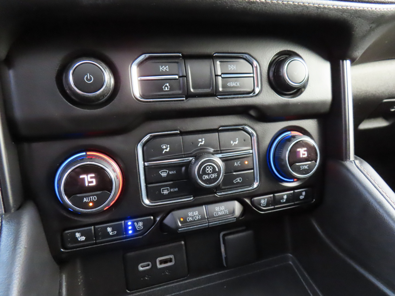 Chevrolet Tahoe Premier 4WD 2021