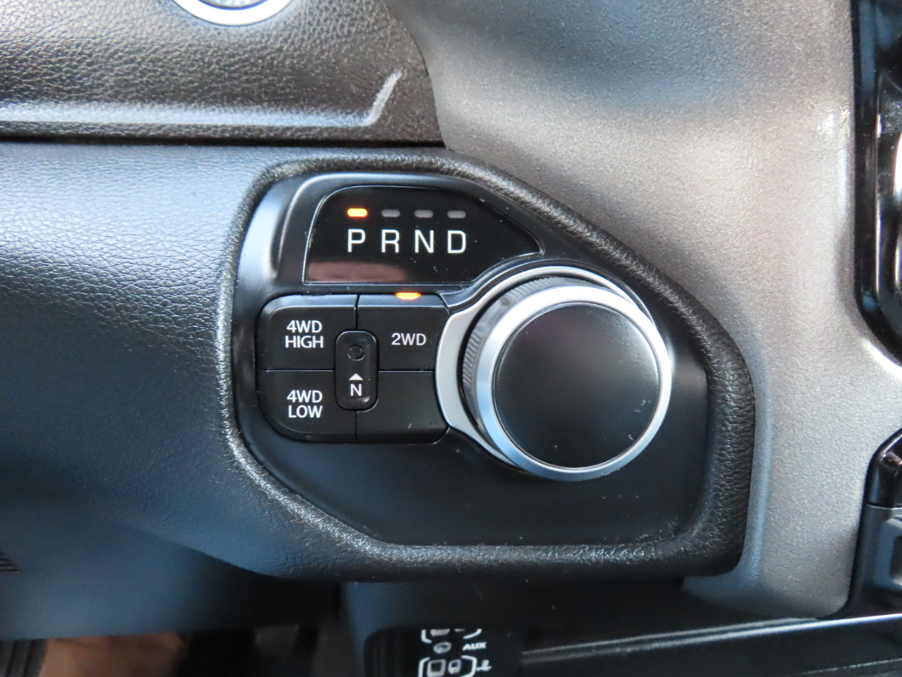 RAM 2500 Tradesman Crew Cab SWB 4WD 2022