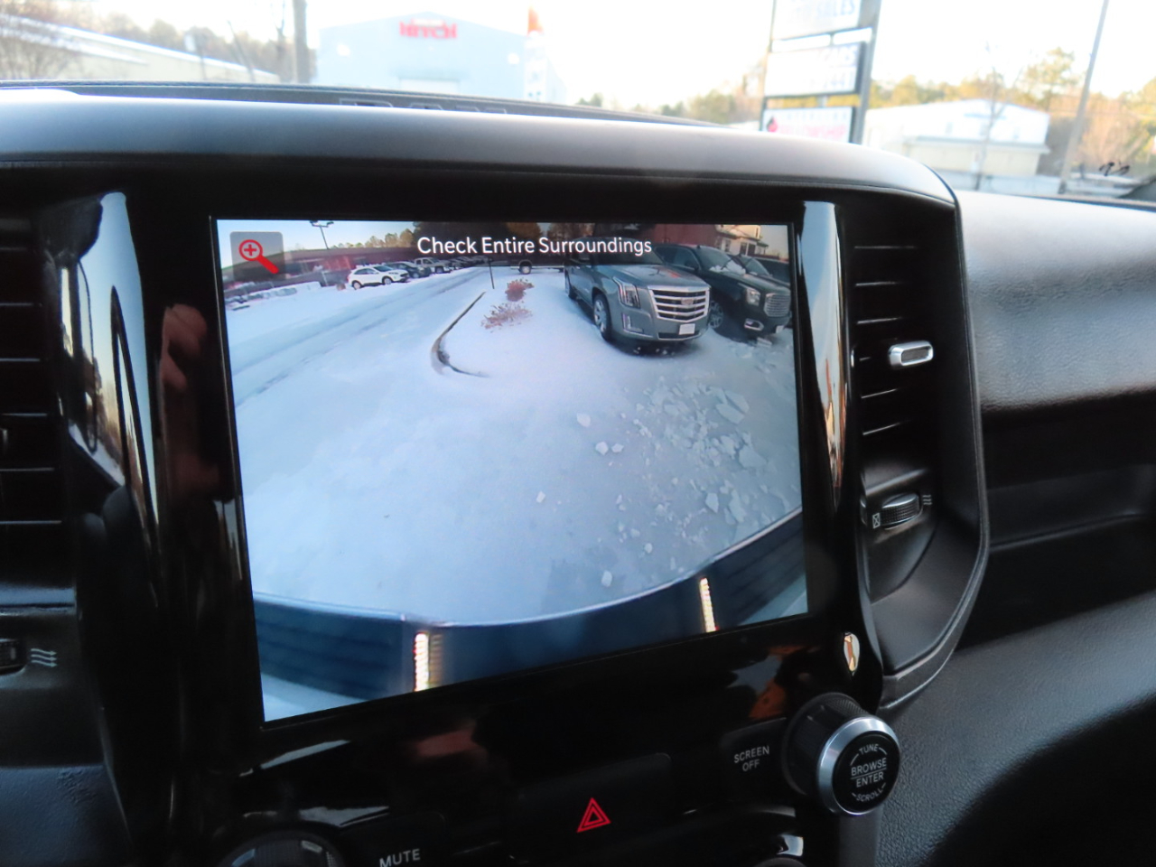 RAM 2500 Tradesman Crew Cab SWB 4WD 2022