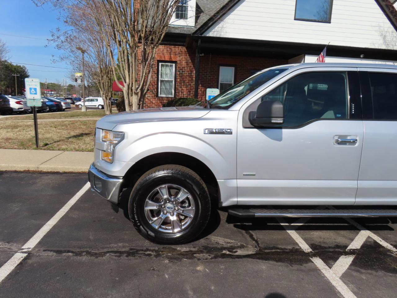 Ford F-150 XLT SuperCab 6.5-ft. Bed 4WD 2015