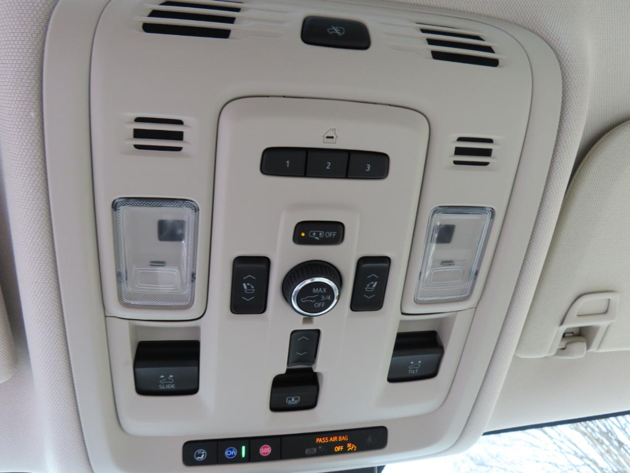 GMC Yukon Denali 4WD 2024