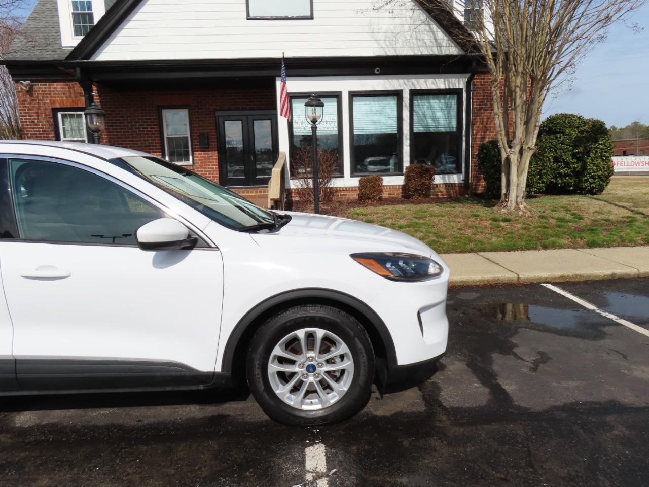 Ford Escape SE 2021