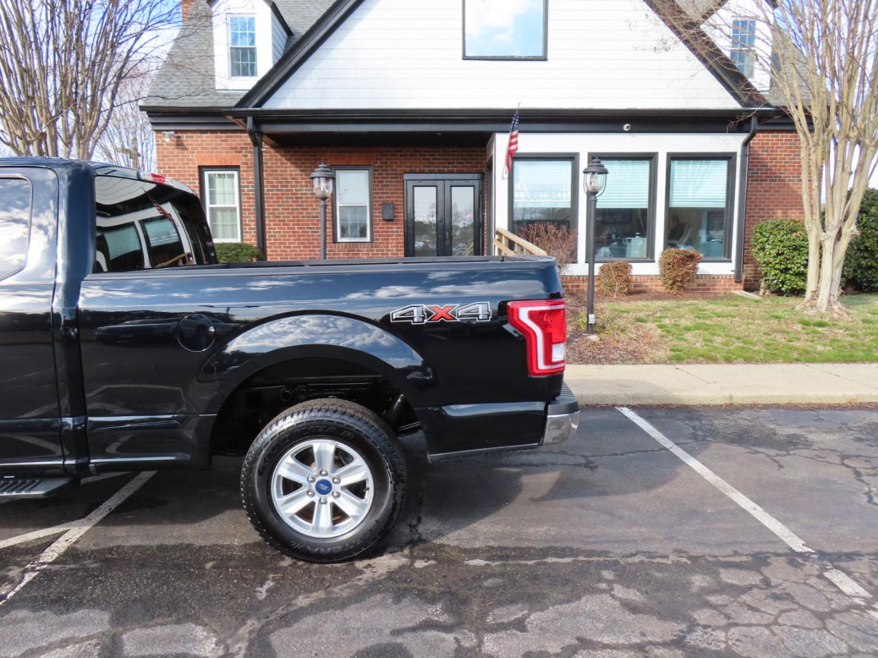 Ford F-150 XLT SuperCab 6.5-ft. Bed 4WD 2017