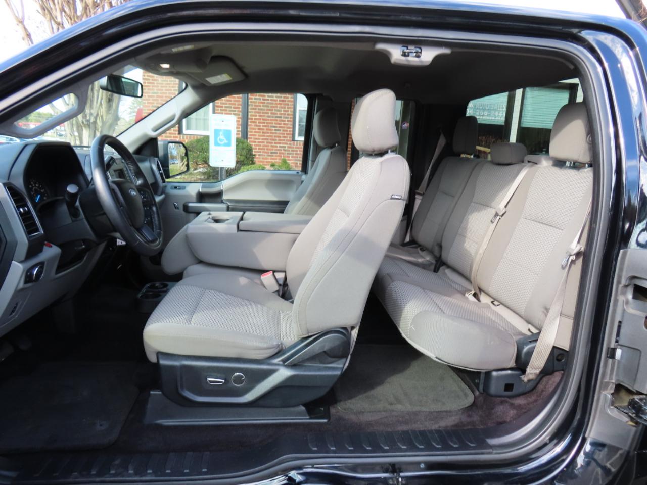 Ford F-150 XLT SuperCab 6.5-ft. Bed 4WD 2017