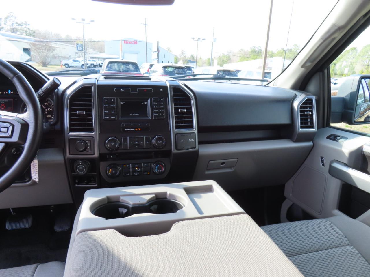 Ford F-150 XLT SuperCab 6.5-ft. Bed 4WD 2017