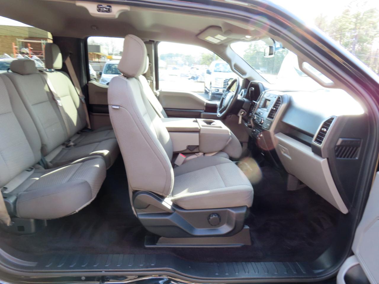 Ford F-150 XLT SuperCab 6.5-ft. Bed 4WD 2017