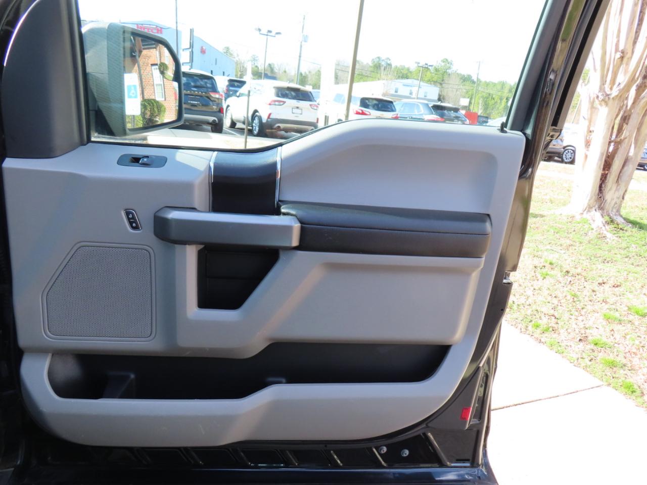 Ford F-150 XLT SuperCab 6.5-ft. Bed 4WD 2017