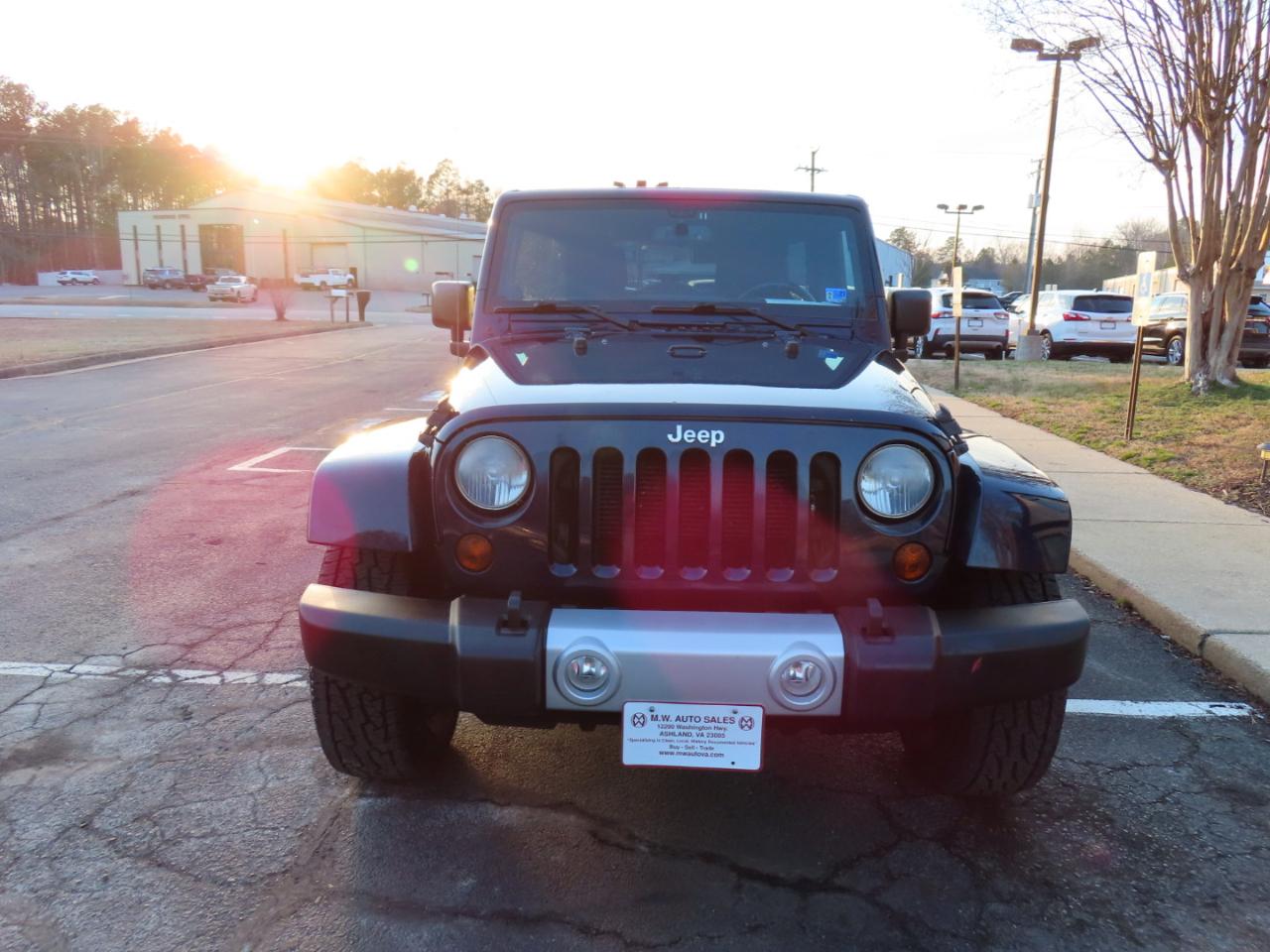 Jeep Wrangler Unlimited Sahara 4WD 2013