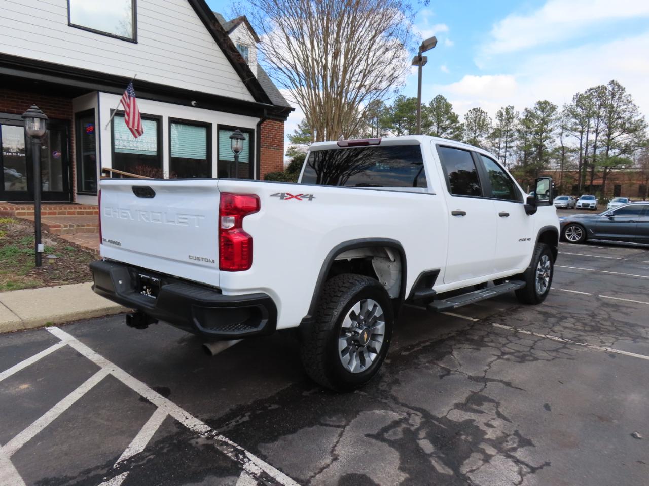 Chevrolet Silverado 2500HD Custom Crew Cab Short Box 4WD 2022