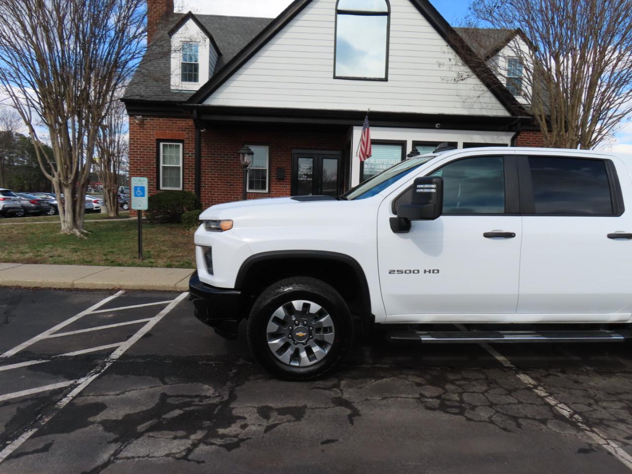 Chevrolet Silverado 2500HD Custom Crew Cab Short Box 4WD 2022