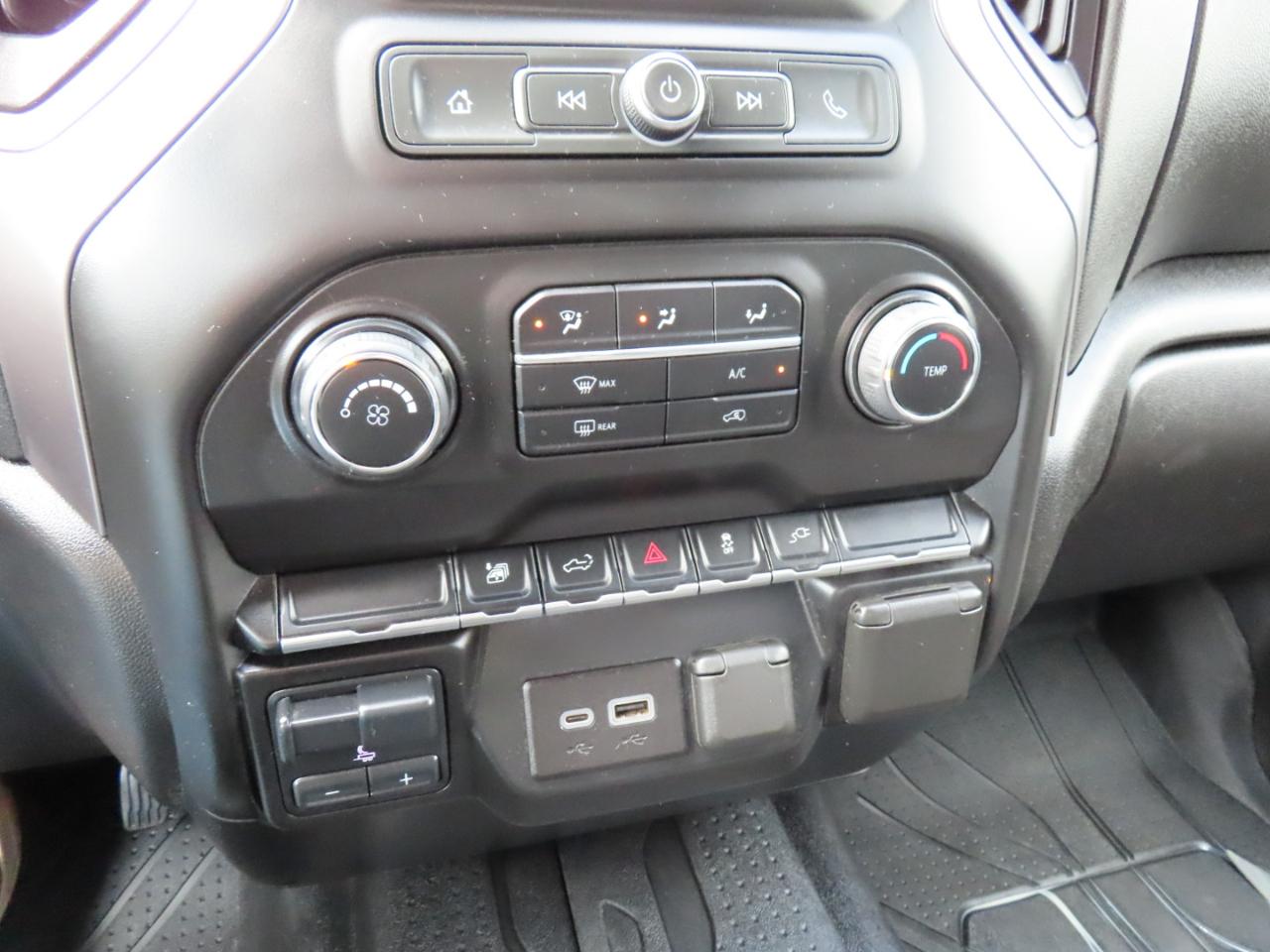 Chevrolet Silverado 2500HD Custom Crew Cab Short Box 4WD 2022