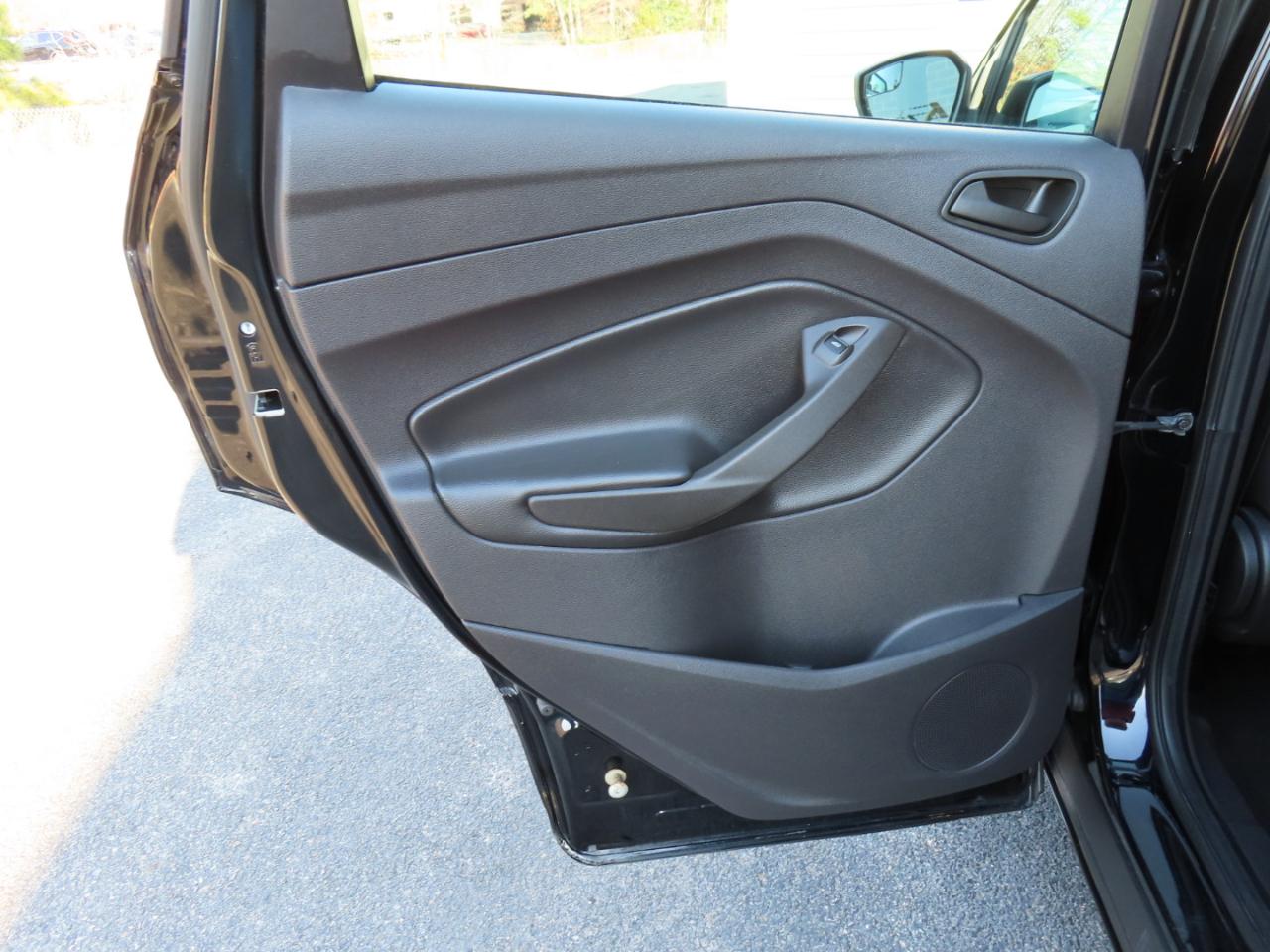 Ford Escape S FWD 2018