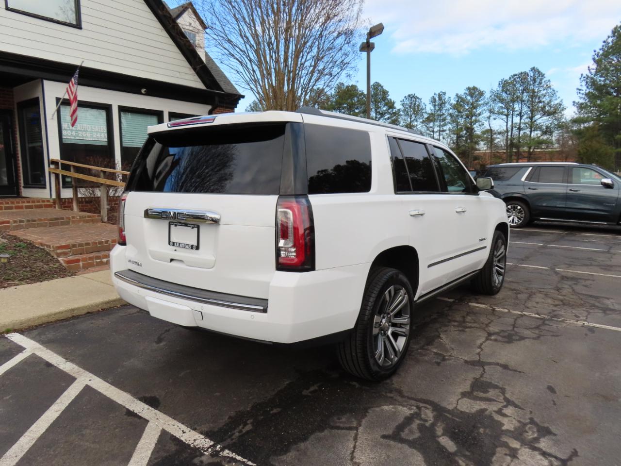 GMC Yukon Denali 4WD 2019