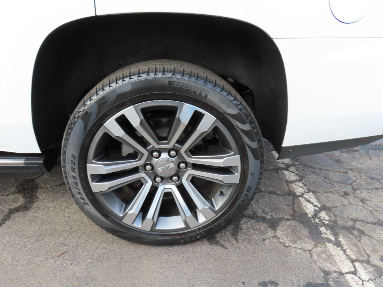 GMC Yukon Denali 4WD 2019