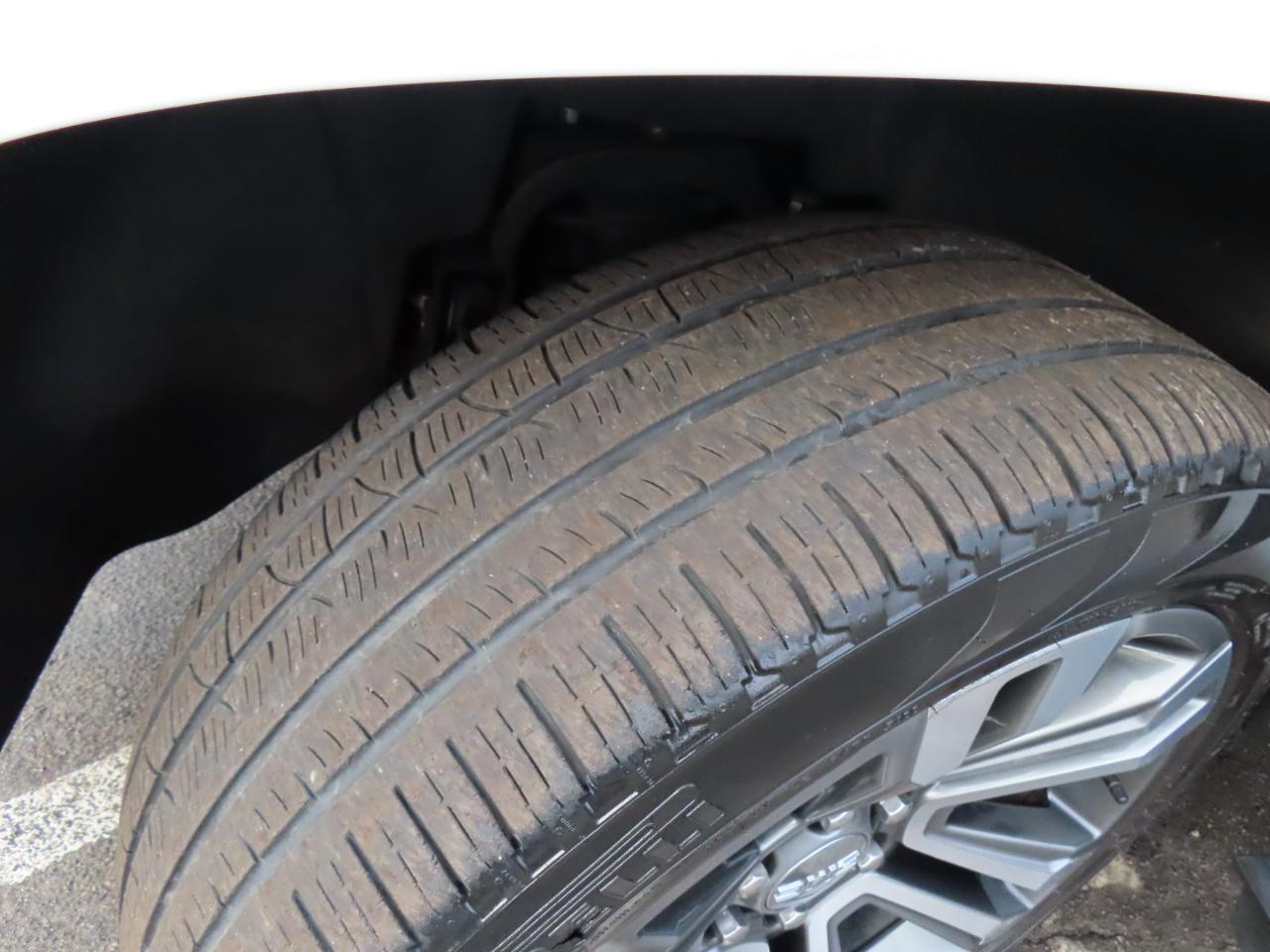 GMC Yukon Denali 4WD 2019