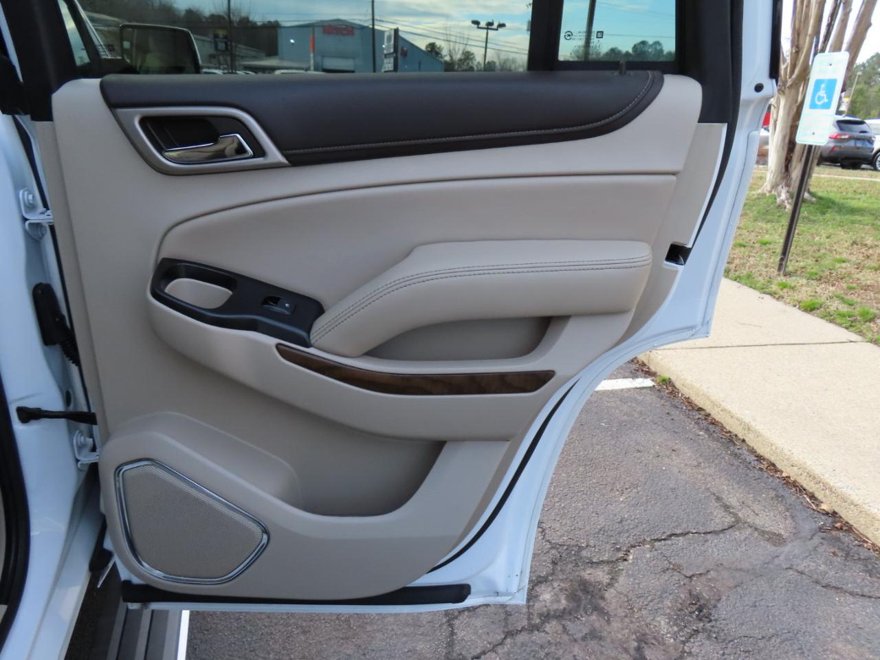 GMC Yukon Denali 4WD 2019