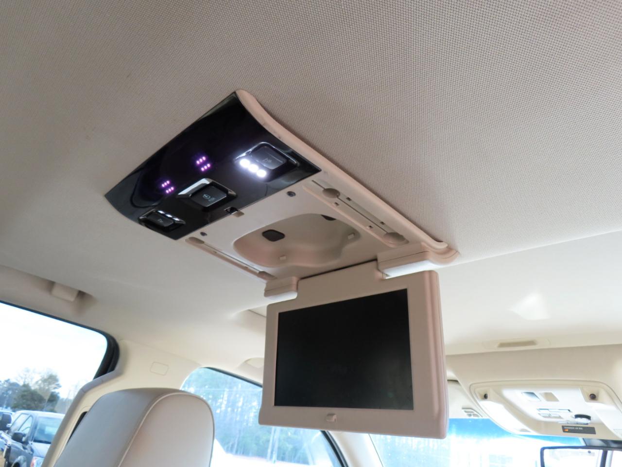 GMC Yukon Denali 4WD 2019