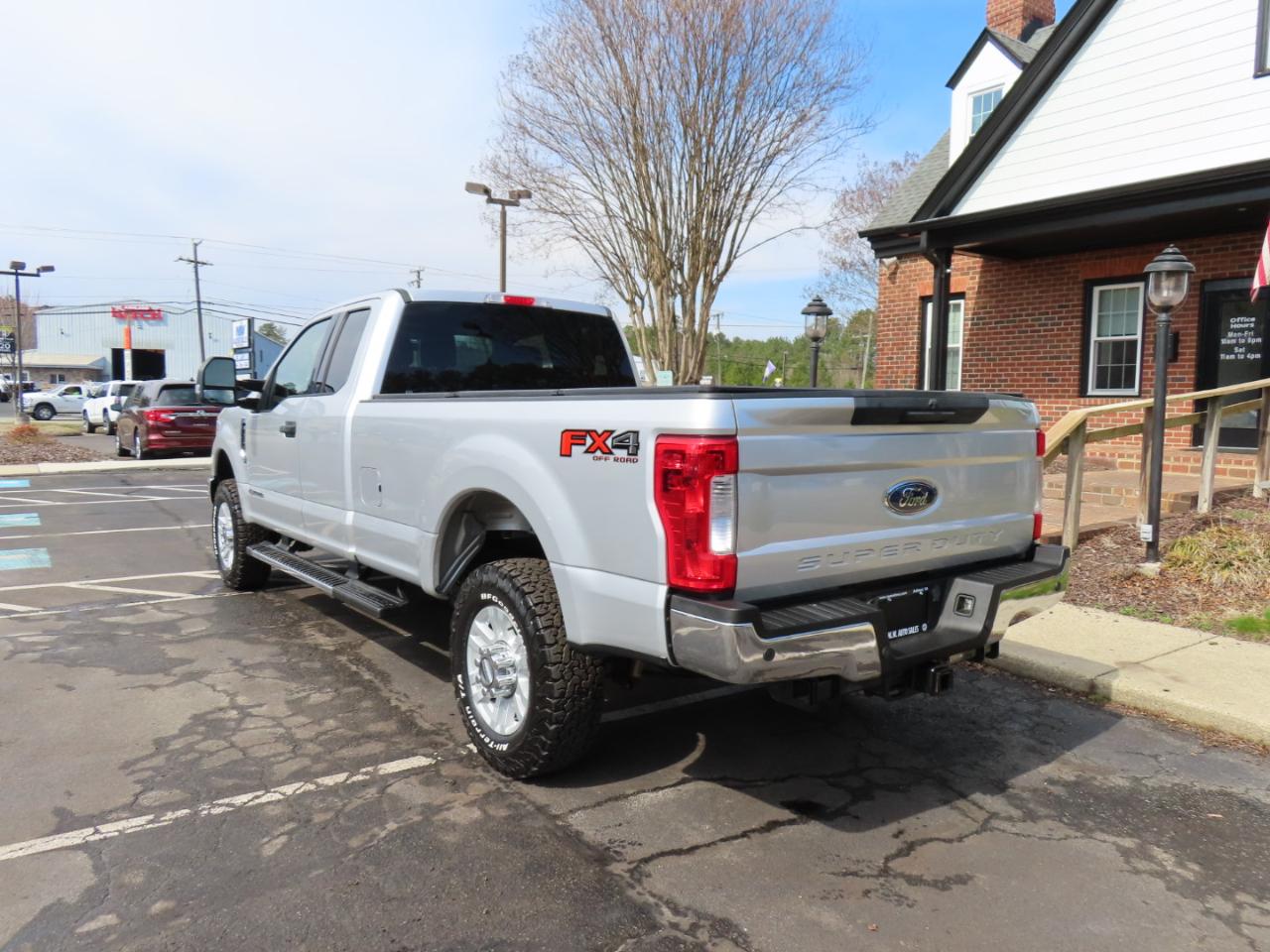 Ford F-250 SD XLT SuperCab Long Bed 4WD 2017