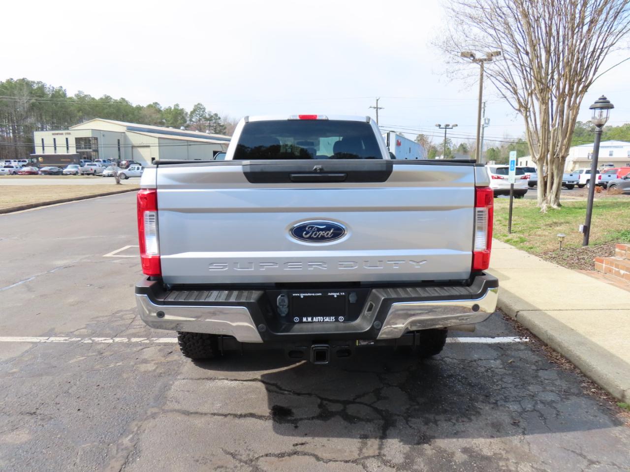 Ford F-250 SD XLT SuperCab Long Bed 4WD 2017