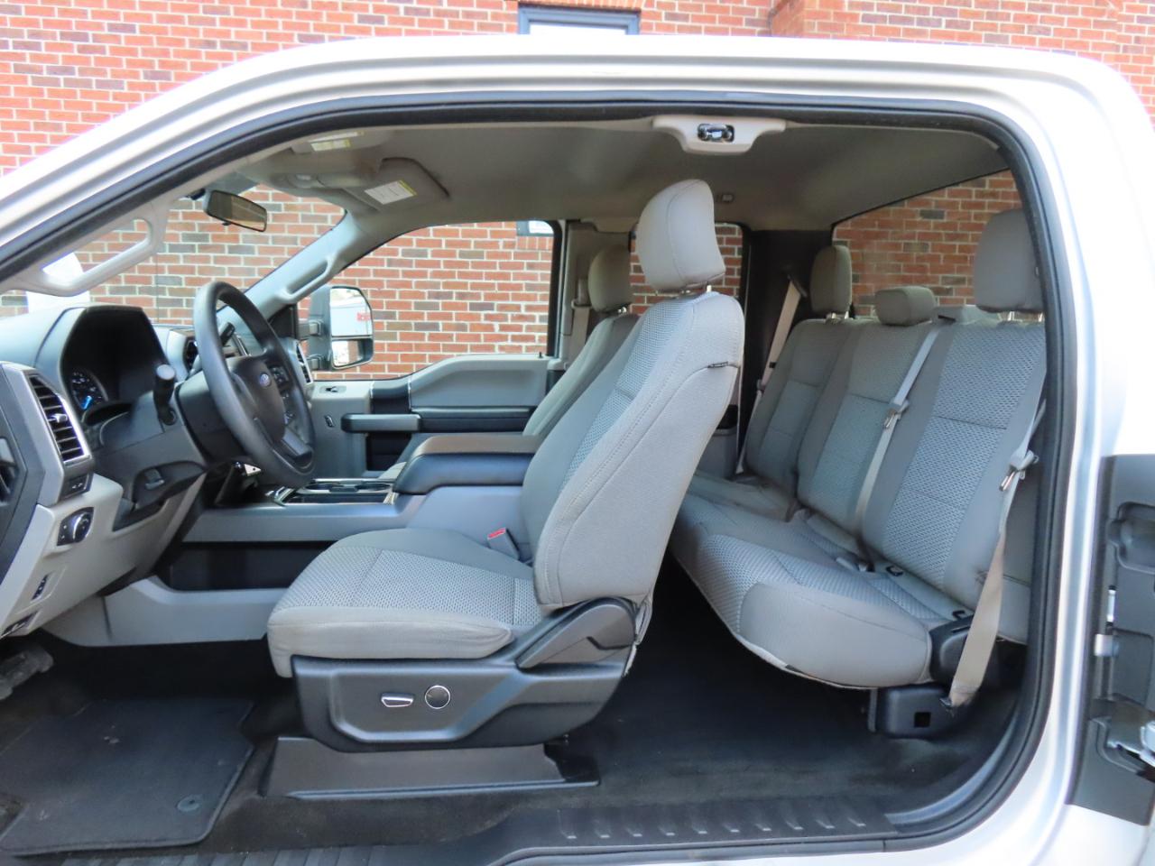 Ford F-250 SD XLT SuperCab Long Bed 4WD 2017