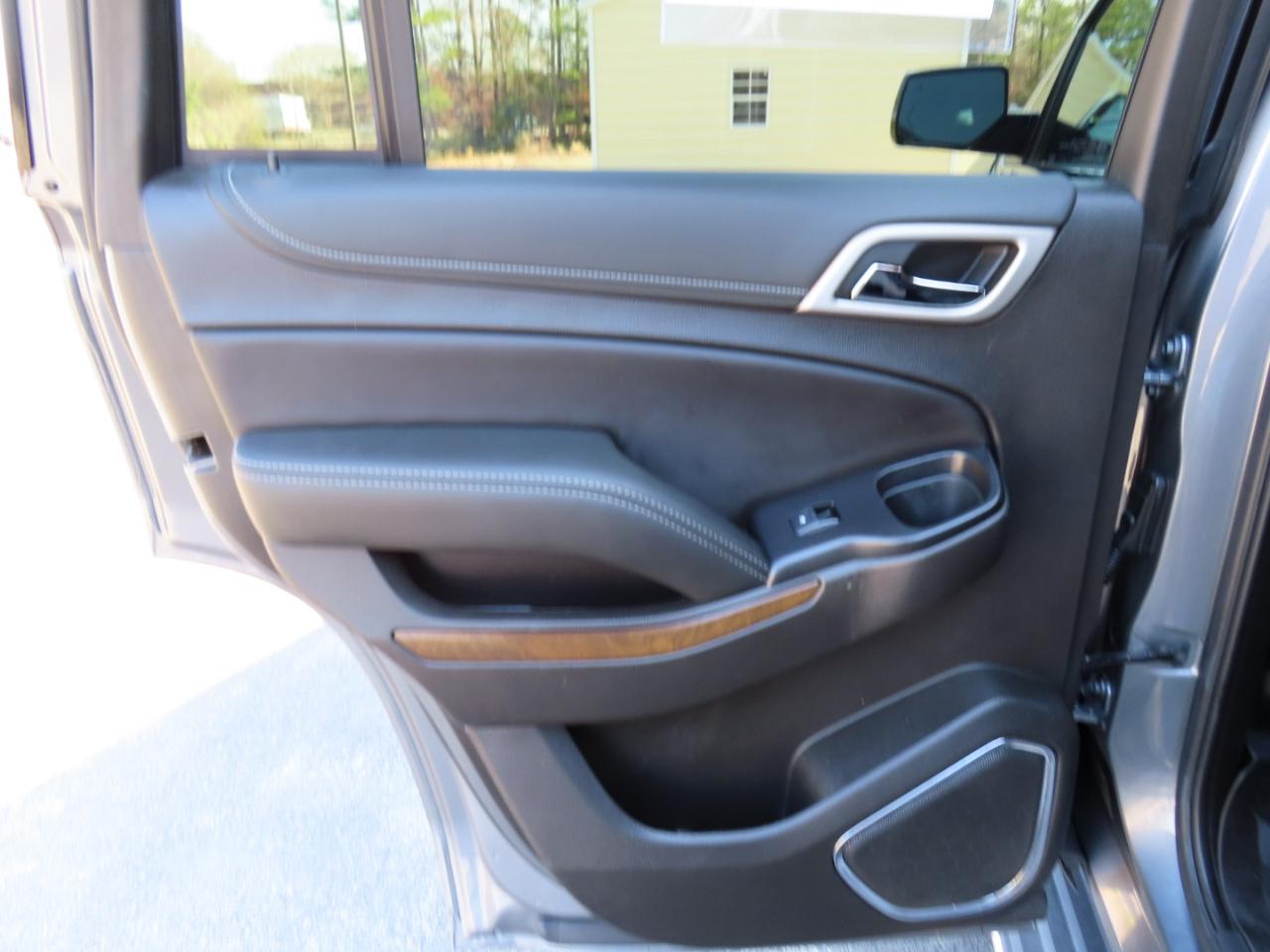 GMC Yukon Denali 4WD 2019