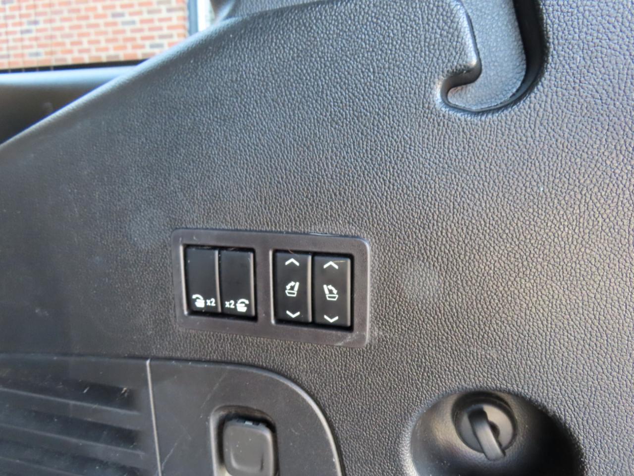 GMC Yukon Denali 4WD 2019