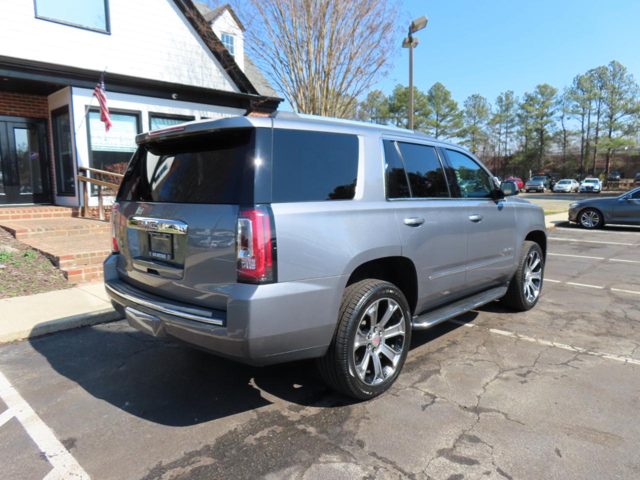 GMC Yukon Denali 4WD 2019