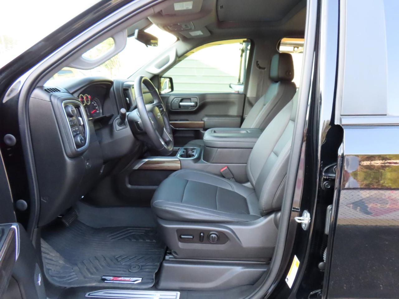 Chevrolet Silverado 1500 LT Trail Boss Crew Cab Long Box 4WD 2021