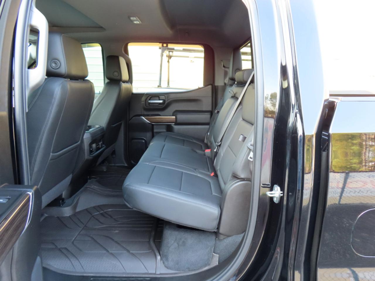 Chevrolet Silverado 1500 LT Trail Boss Crew Cab Long Box 4WD 2021