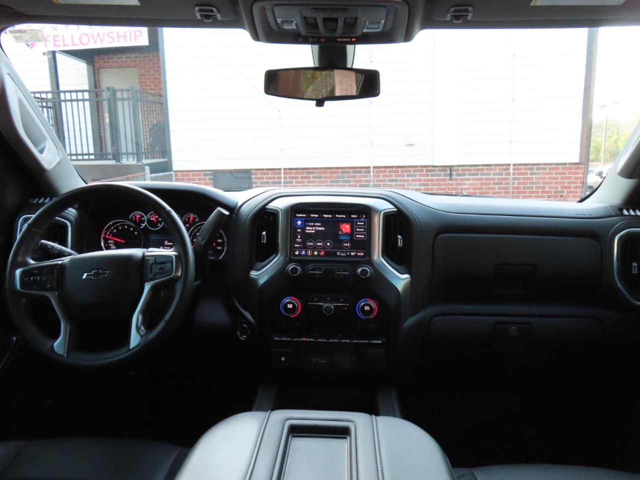 Chevrolet Silverado 1500 LT Trail Boss Crew Cab Long Box 4WD 2021