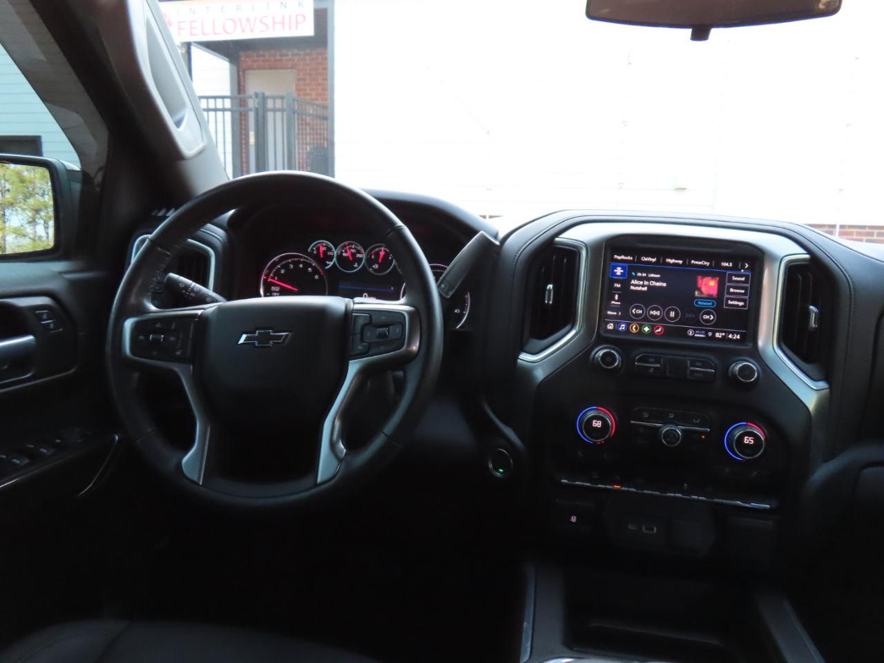 Chevrolet Silverado 1500 LT Trail Boss Crew Cab Long Box 4WD 2021