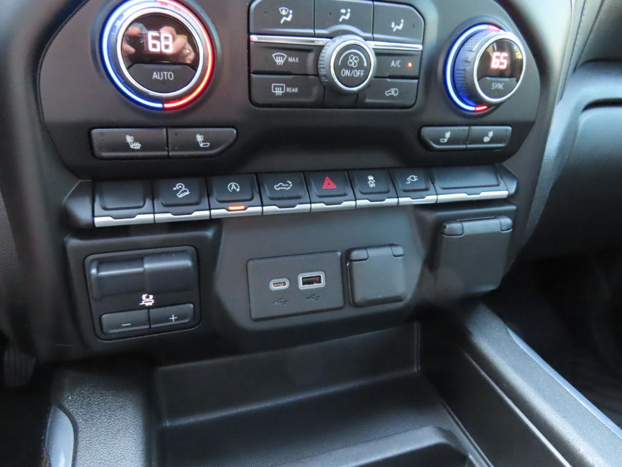 Chevrolet Silverado 1500 LT Trail Boss Crew Cab Long Box 4WD 2021