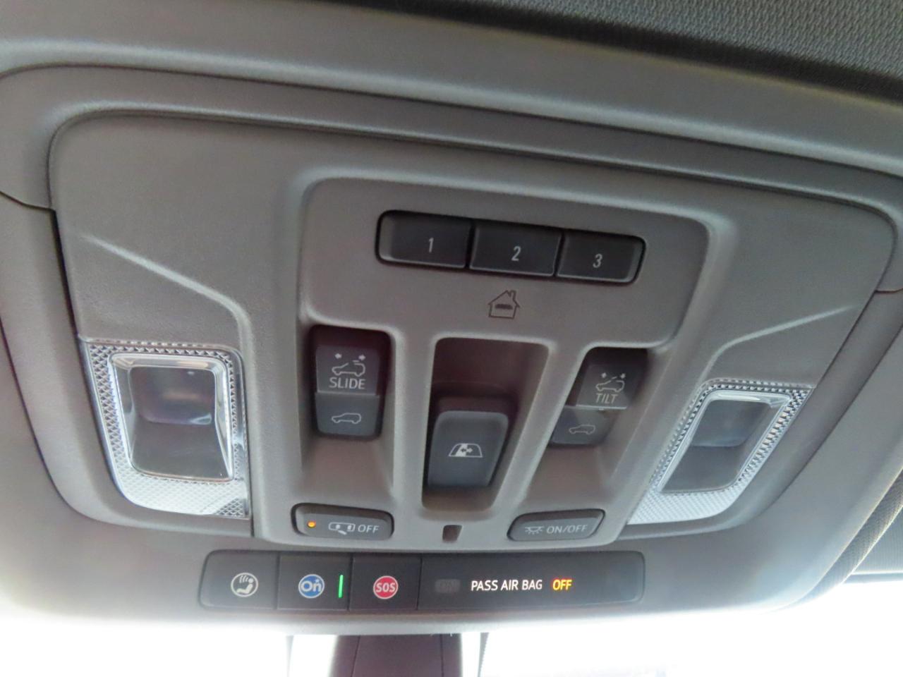 Chevrolet Silverado 1500 LT Trail Boss Crew Cab Long Box 4WD 2021