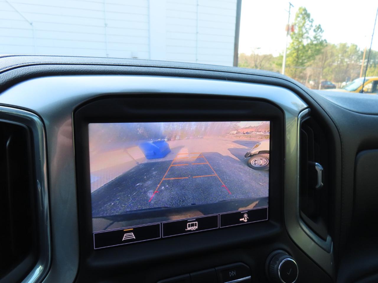 Chevrolet Silverado 1500 LT Trail Boss Crew Cab Long Box 4WD 2021