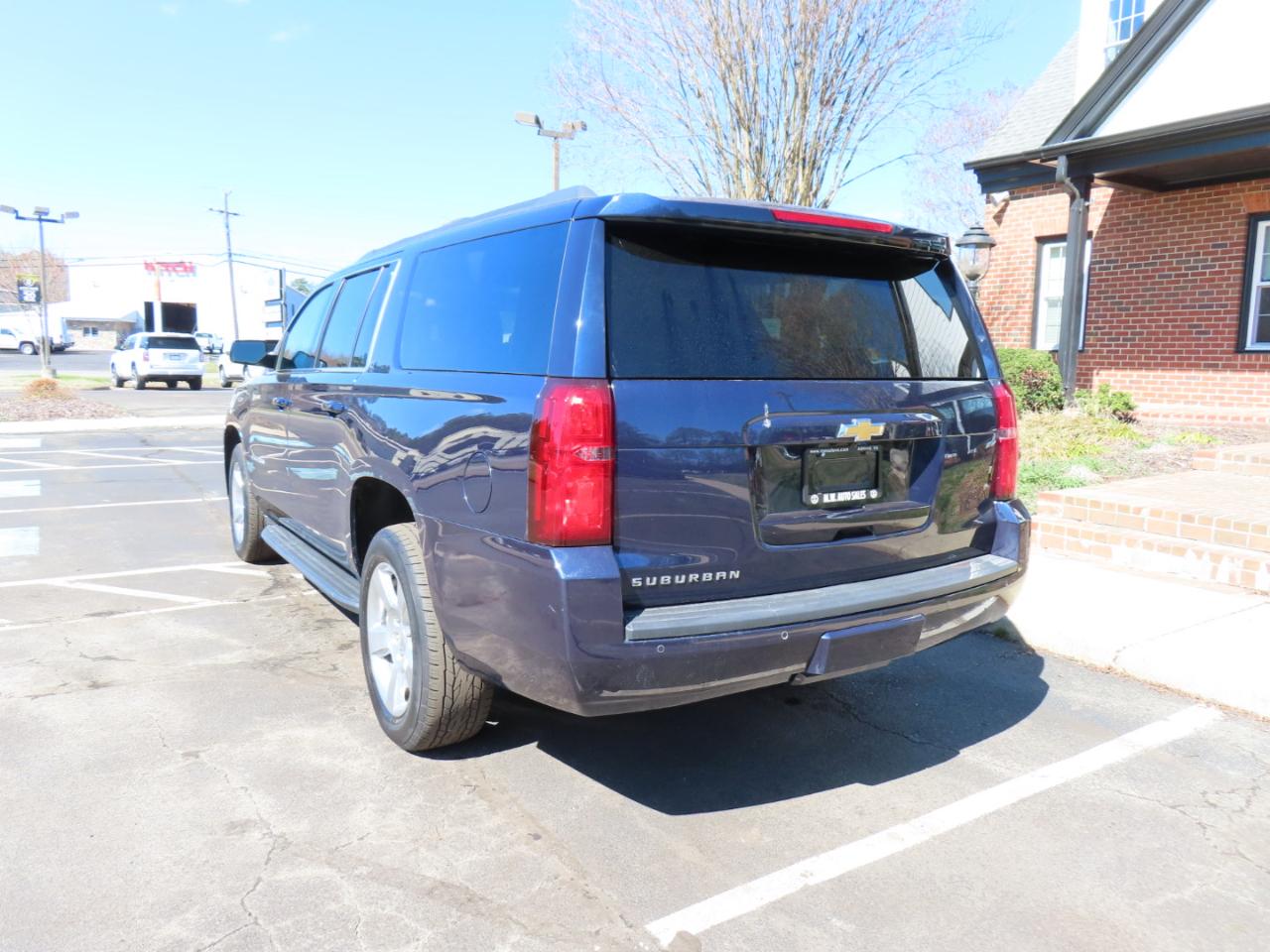 Chevrolet Suburban LT 4WD 2019