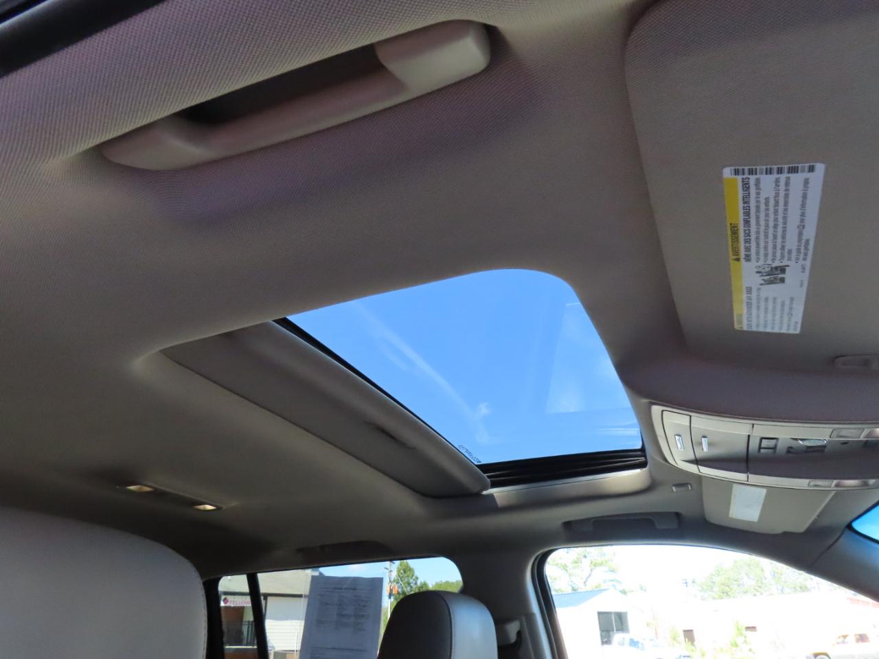 Chevrolet Suburban LT 4WD 2019